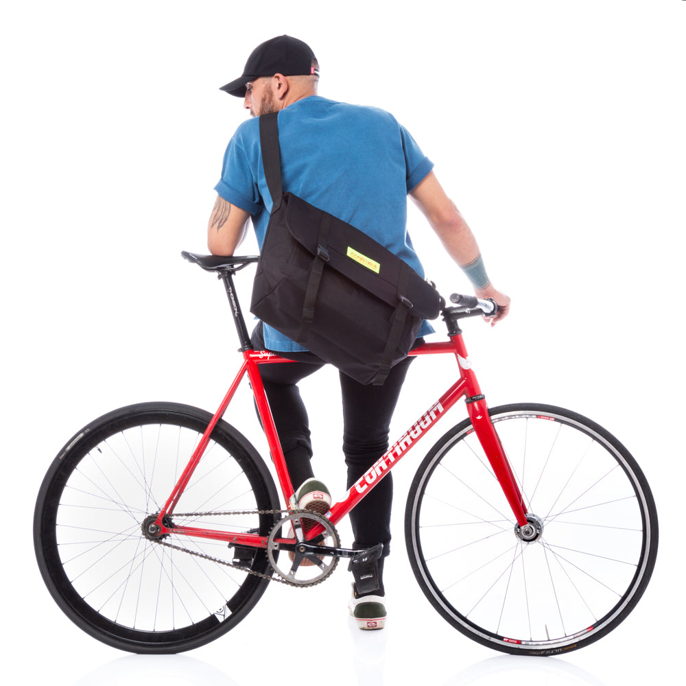 Bike Messenger Bag (MD)